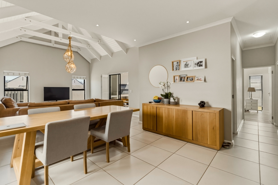 3 Bedroom Property for Sale in Aan de Wijnlanden Western Cape